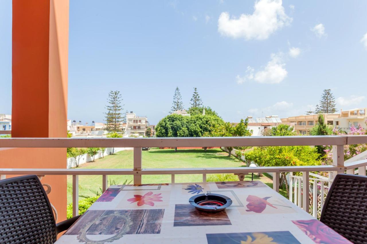 Christine Seaside Apartments In Chania Stalós Buitenkant foto